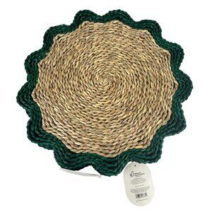 Threshold Woven Seagrass Charger Placemats (4) Scalloped Green Outdoor Dining NW